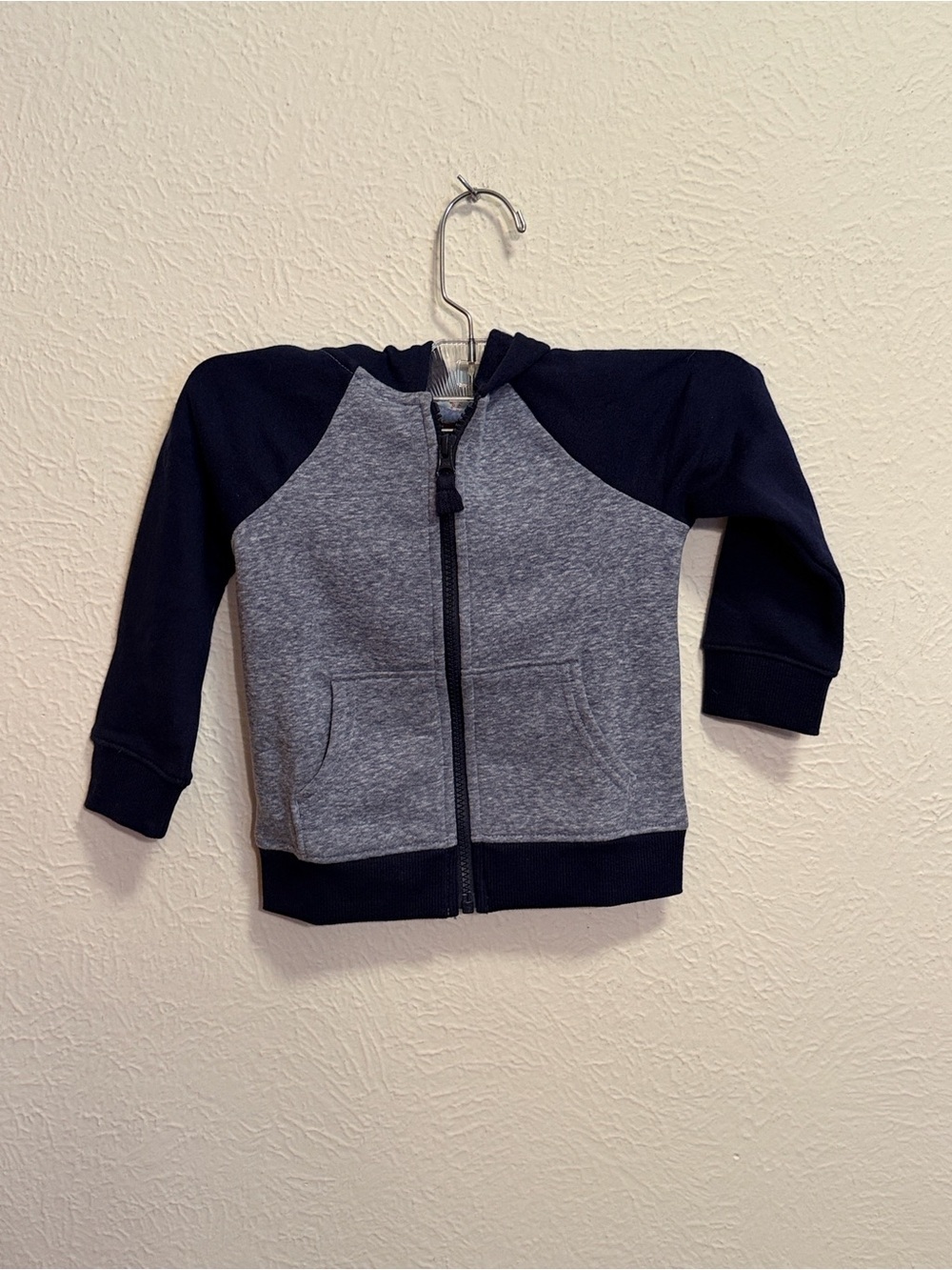 ⛵️⛵️⛵️3for12$⛵️⛵️⛵️Toddler Zip-Up Hoodie Jacket - Navy & Light Blue-2T - Picture 2 of 5
